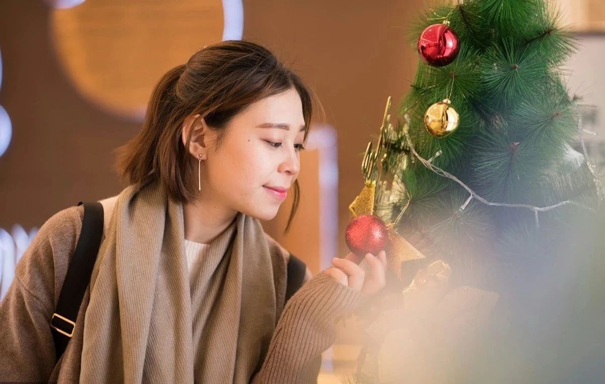 「天蝎座」未来十日，巨蟹旧情重生；天蝎被前任打动，余生恩恩爱爱