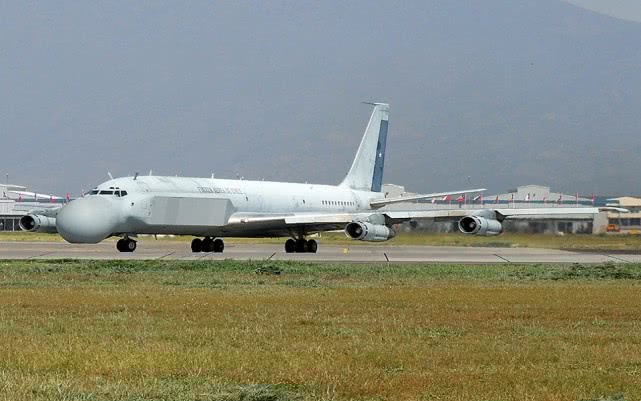 #预警机#虚伪至极，表面上与中国称兄道弟，背地里却和美国勾结在一起