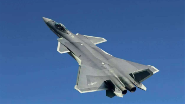 歼-20|若开战只用歼-20够吗？大国又一王牌武器露面，连美国都下令模仿