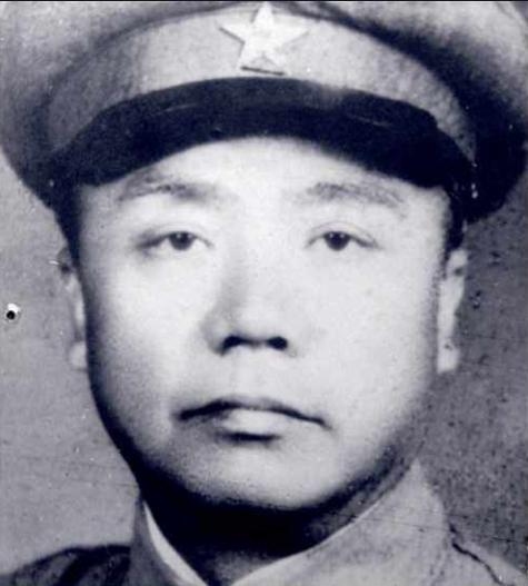 张学良|西安事变后,张学良被软禁,这人对老蒋说:你若敢动他,我就弄你