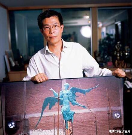 华谊兄弟：亏损近50亿，冯小刚巅峰不在，叹英雄老矣，华谊兄弟亏个底朝天