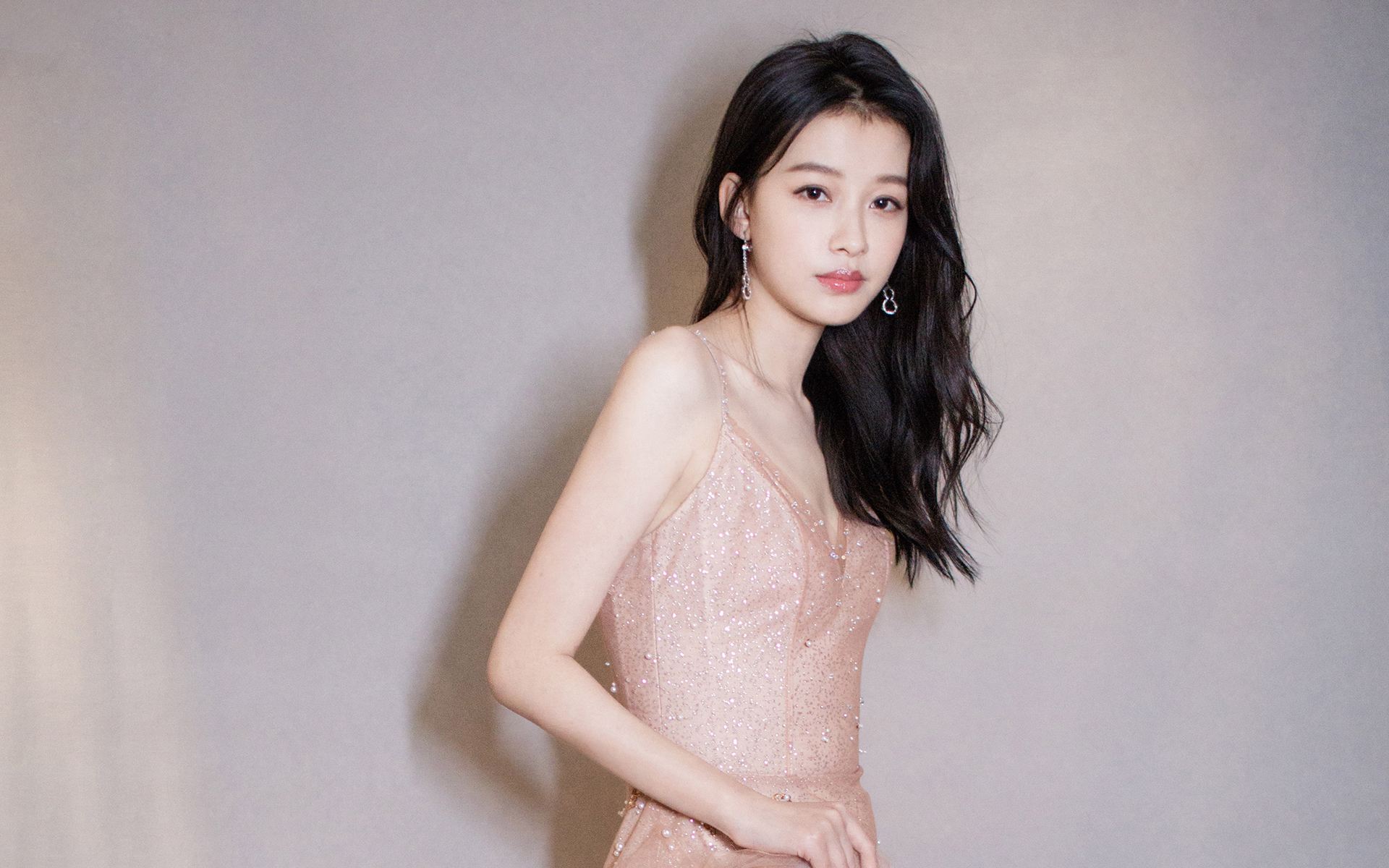 孙怡|因长得漂亮, 被经纪人介绍给自己儿子, 今名气比影帝老公还要大