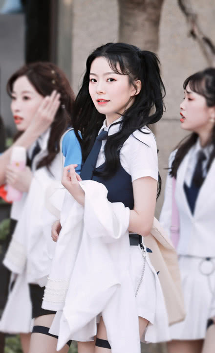 [陈卓璇]《创造营2020》舞台首秀，四大歌姬获网友力挺，陈卓璇名列榜首