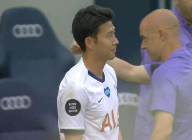 火箭队|热刺不和谐一幕:孙兴慜反击选择单干,凯恩陪跑70米摇头不已