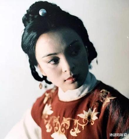 东方闻樱|不好看还咄咄逼人，东方闻樱却注定是探春，她的远见卓识让人意外