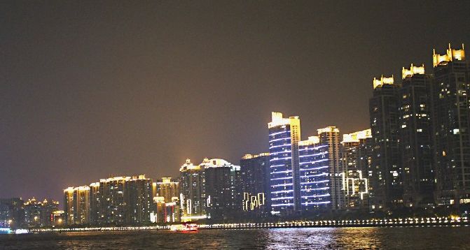 汕头@夜鮀城,够纷呈!汕头将打造国内领先、国际一流的城市夜景