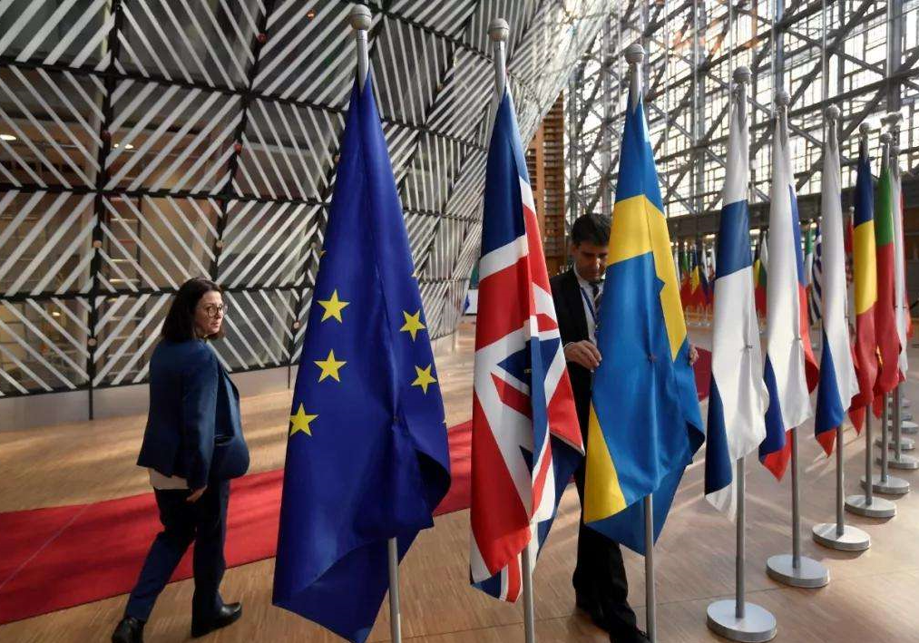 美国■聚焦丨42国捐款565亿助力疫苗研发，美国一分钱没捐，中国表态