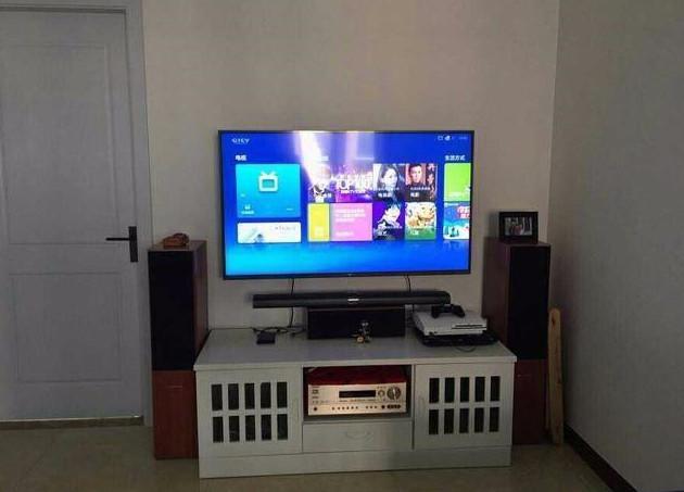 结婚|结婚7年后才买的房子，装修比较简单，同事说像出租房！