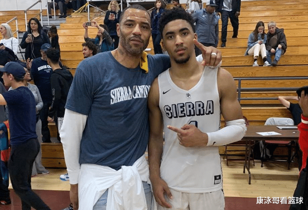 交易|疯狂!勇士大交易达成,火箭连签4人,湖人1签1裁,巨星赛季报销