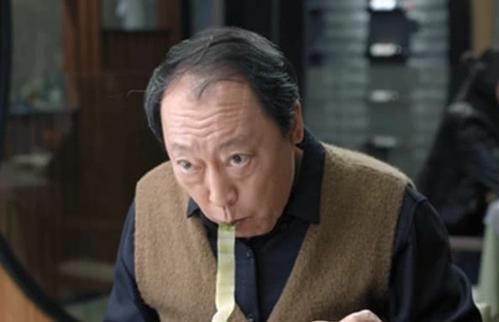 |吃面条成真演员的通行证，却也是假演员的“照妖镜”，网友：吃的好假呀！
