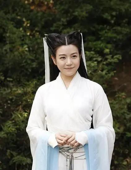 陈晓|于正为什么总跟陈妍希过不去?他一直恨,从小龙女选角到带走陈晓
