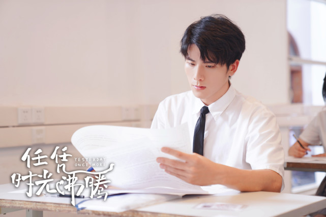 甜宠剧|又一校园风甜宠剧将袭,高颜值主演养眼非常,看到女二:断网也追