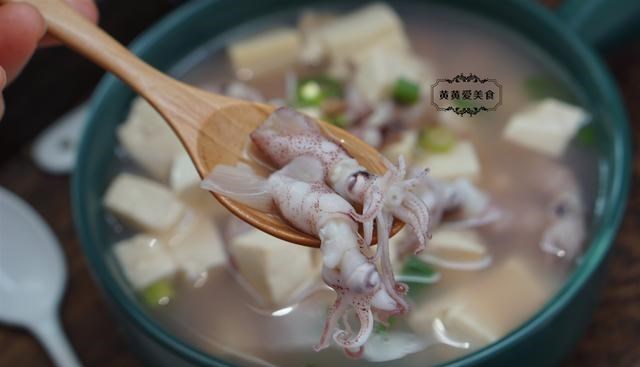 豆腐■4月,多给孩子喝“补脑”汤,又鲜又嫩,一周炖两次,贵点也值