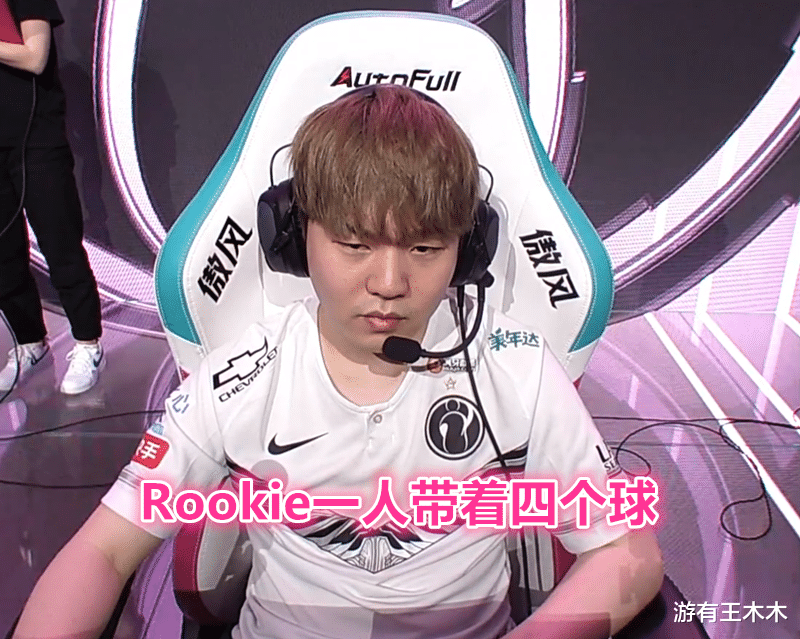 『theshy』TheShy亮剑姬却没有选，赛后黑着脸离场，宁王懒得再看他一眼！