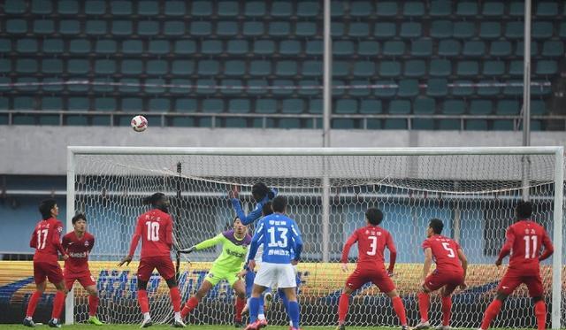 长春亚泰|中甲争冠分析及积分榜，长春亚泰握绝对主动权，双城交叉看赛况