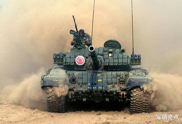 印度@印军突然开火,巴铁平民多人伤亡,美英等渗透奏效,印度受困民粹