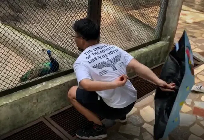 豪车@“除了装X，这辆豪车还有啥功能？”哈哈哈结果网友脑洞大开...