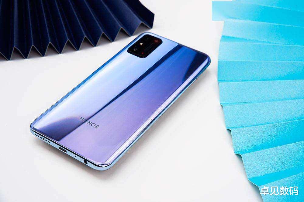 5G|7.09英寸超大屏+5000mAh超大电池，支持双模5G，起步价仅1899！