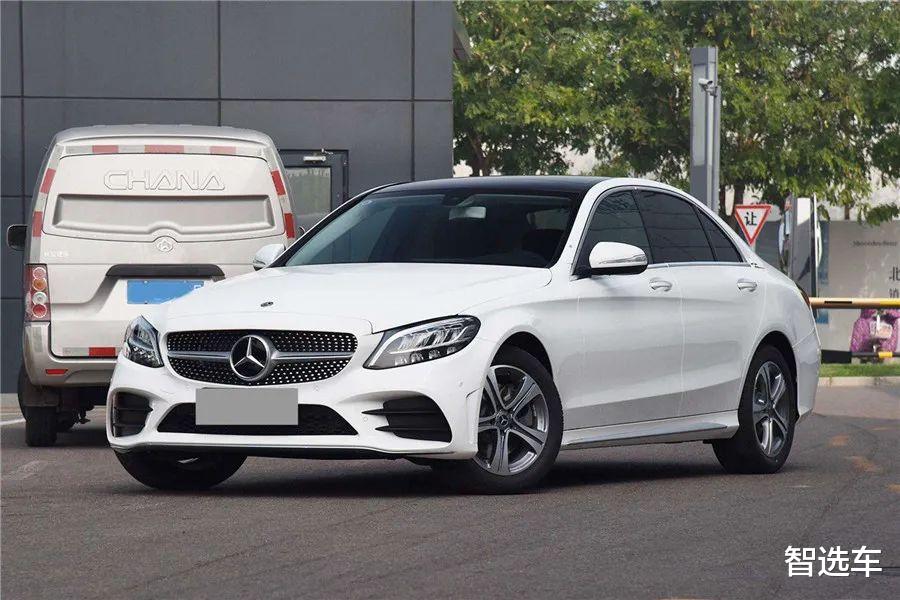 奔驰G级|1.5T竟然敢卖30万,奔驰C级相比全新奥迪A4L还有哪些硬伤?