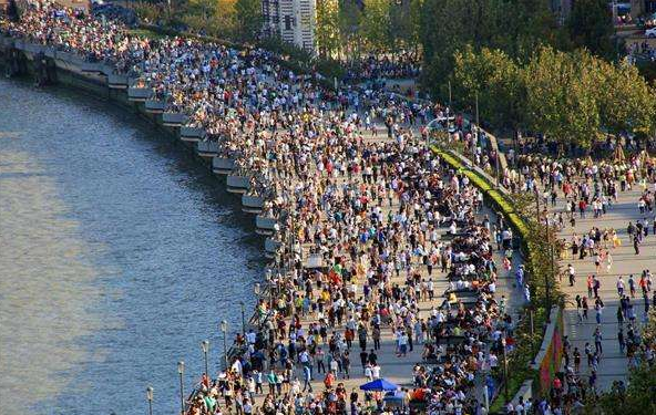 「联合国」2050年，中国将还剩下多少人口？联合国大胆预测，国人直呼不敢信