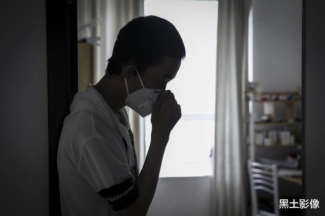 医生|16岁少年不忍妹妹抽骨髓救自己欲放弃治疗，收到同学信息更加绝望