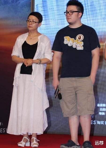 英达:英达豪宅曝光!小儿子已长成男神!至今无视宋丹丹儿子!