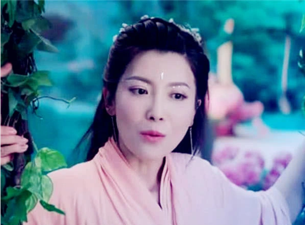 「香蜜」《香蜜》中最美的不是锦觅，不是鎏英，而是在第一集就死去的她