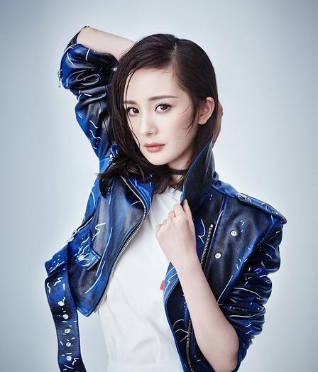 「杨幂」本是杨幂助理,因为长相漂亮而被导演选中,结果大火!
