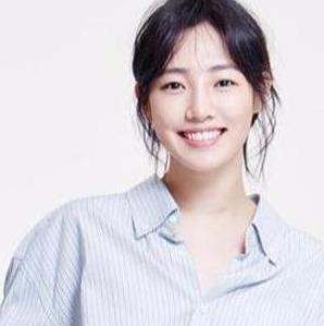 [娱乐圈]娱乐圈“人缘差”4位女星：蒋欣上榜，网友：一手好牌打稀碎！