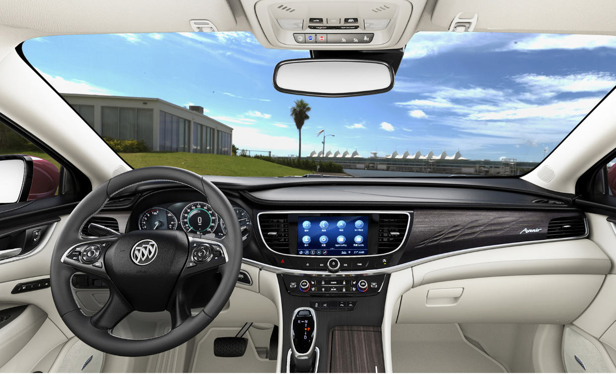 亚洲龙■别克君越对比亚洲龙：年近三十，选择B级车不应只要求低油耗