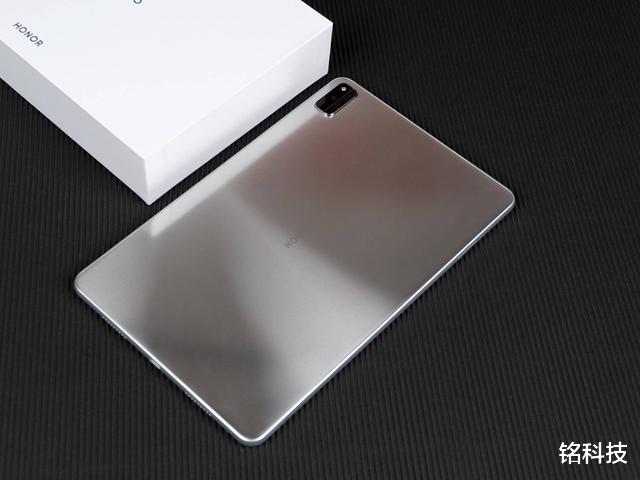 荣耀▲荣耀平板V6开箱初体验,麒麟985+2K全面屏开启平板5G时代