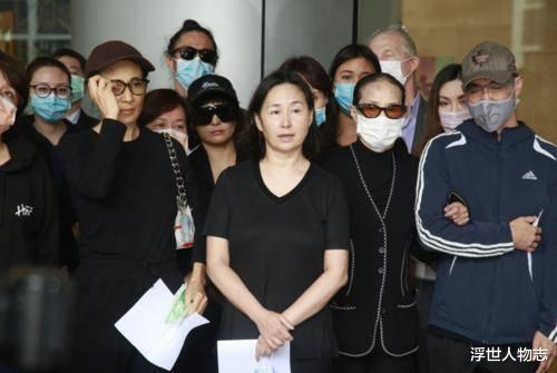 浮世人物志|赌王灵堂鲜花200万、棺木800万,何超琼200亿到手,在乎这点钱?