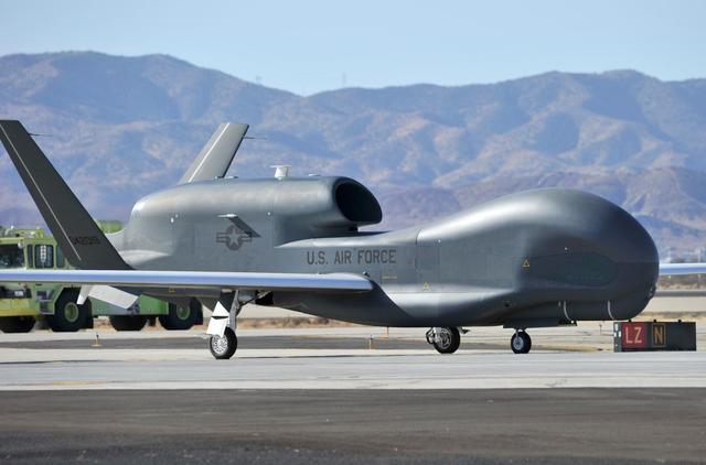 「伊朗」伊朗曝光击落美机秘密武器，美俄都非常震动，质问从哪获取的技术