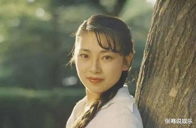李连杰|李连杰抛弃大肚子原配, 转身娶利智, 你以为移情别恋, 背后藏着秘密