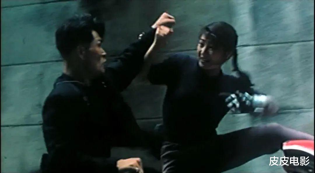 杨丽菁|你知道吗？杨丽菁与朱茵拍摄《超级女警》，上映时被删减了3分钟