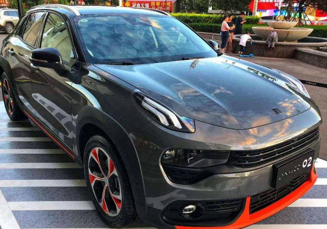 『丰田霸道2700』为啥吉利不直接用沃尔沃的发动机？原因弄清后，真为吉利感到心疼