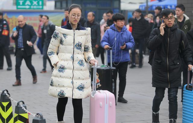 高校|2021高校寒假放假，差异最大两所院校，时间相差7倍，学生：崩溃