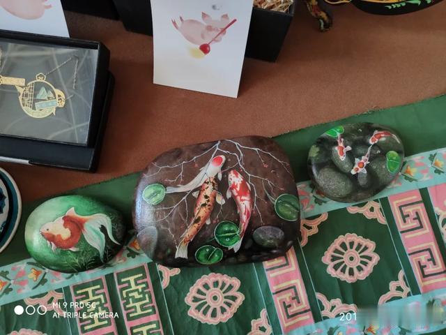 广州日报大洋网|暴雨天送餐，眼前隔了一座山！才读大三的聋哑小哥崩溃了