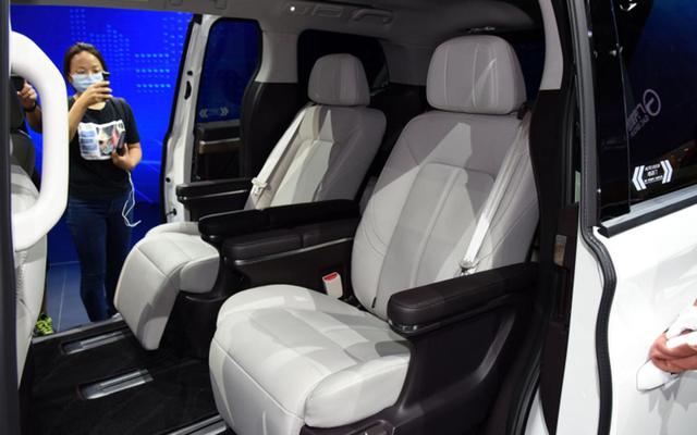 新车|MPV的春天要来了？盘点3款实力型家用MPV，最低不足9万！