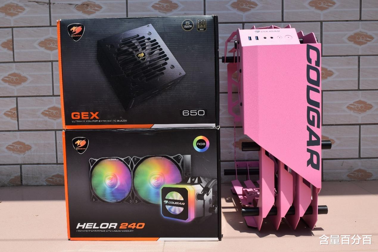 iPhone 8|钢铁直男粉，个人首款异型机箱骨伽小开拓者S装机点评