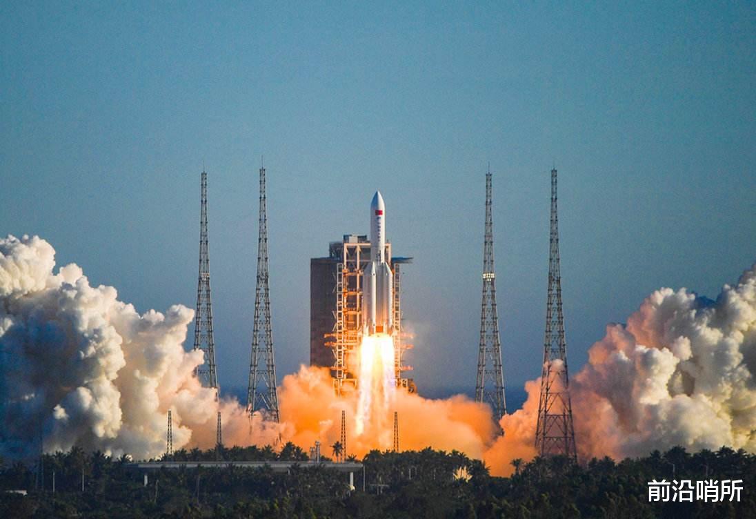 火箭▲中国火箭发射需要“一栋大楼”，为何俄罗斯就如此“简单粗暴”？