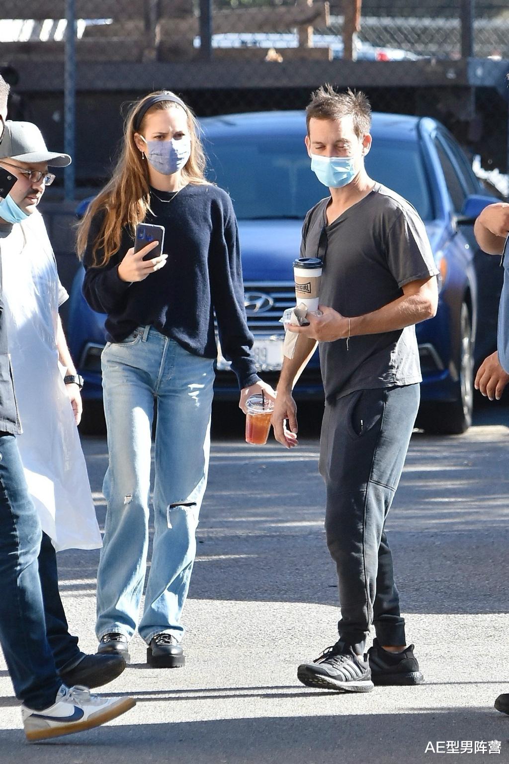 托比·马奎尔|惊喜！45岁托比·马奎尔瘦回倒三角身材，或要参演《蜘蛛侠3》啦