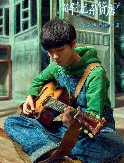 王俊凯|同为影视新生，王俊凯能否超过易烊千玺成为下一位影视黑马？