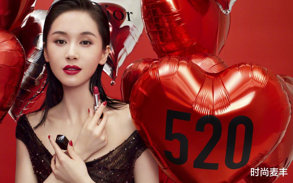 【王子文】王子文太高级了吧，穿黑色V领礼服涂大红唇，满屏冷艳美不胜收