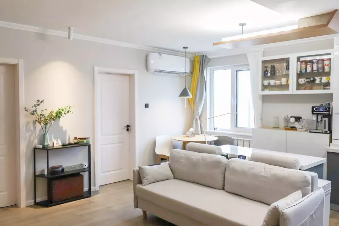 |快拆掉你家过时的客厅！时下流行的客厅长这样，还不快照着装