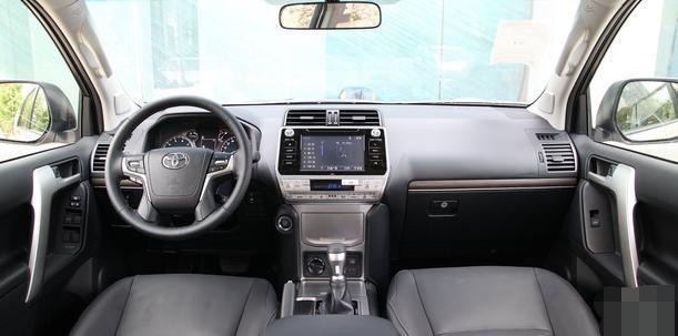 丰田普拉多|国六版普拉多终于要来了，搭载2.5L直喷，这车还是那味吗？