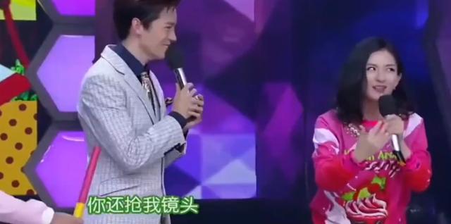 吴昕|吴昕红了有点飘，快本主持不走心，何炅提醒3次“恨铁不成钢”！
