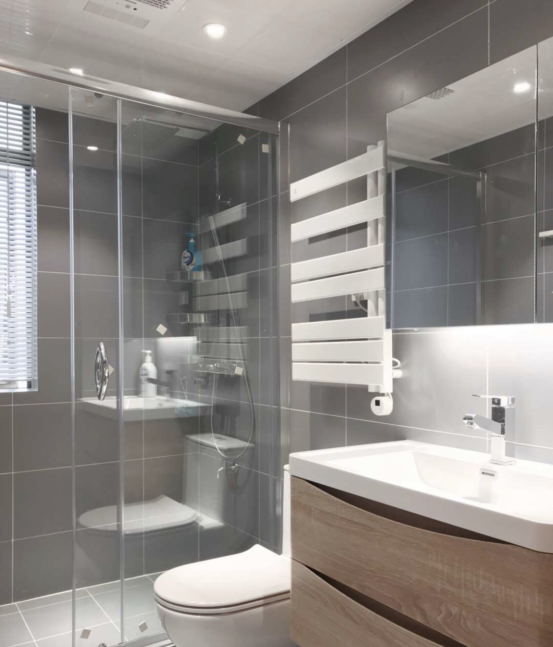 一个卫生间，将南方人和北方人的过冬方式差异，展现得淋漓尽致！