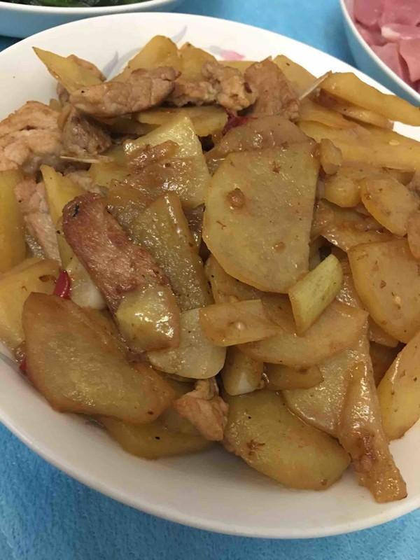 土豆@脂肪太多别担心，可以多吃这蔬菜，刮油去脂，大肚腩也慢慢变小了