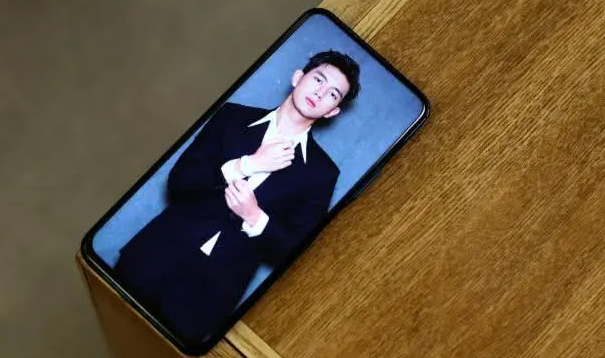 5G|价格跌至1779,128GB+升级全面屏+石墨烯散热,这才是华为5G真香机